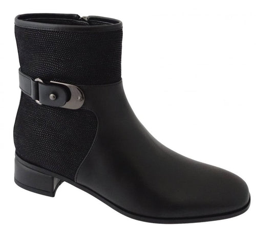 Aquatalia Lake Boot Black