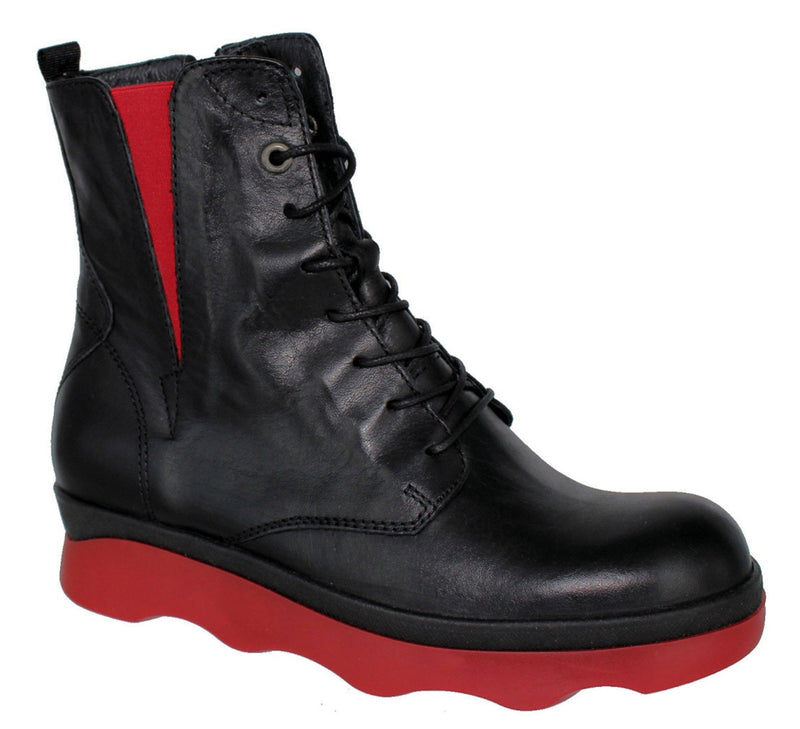 Wolky Akita Boot Black Red